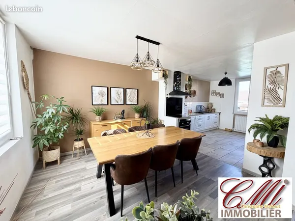 Maison 5 pièces 104 m²