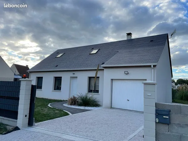 Maison récente 140 m² - 4 chambres - 2 SDB - Terrain 600 m² - Azay-sur-Cher
