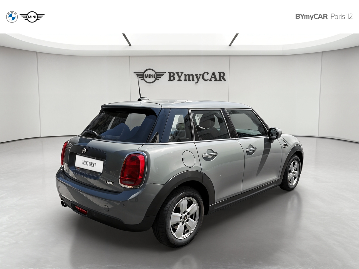 Mini Hatch 5 Portes One 102 ch BVA7 — photo 5