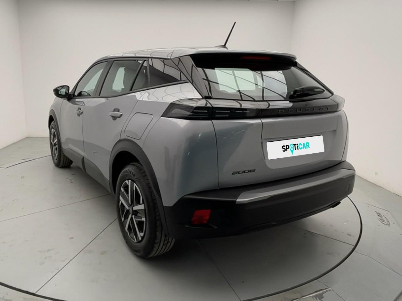Peugeot 2008 100 s&s bvm6 style — photo 3