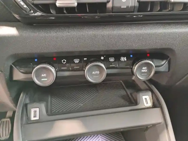 Citroën C4 puretech 130 s&amp;s bvm6 — photo 20