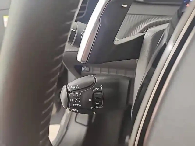 Peugeot 208 hybrid 110 ch e-dcs6 — photo 67