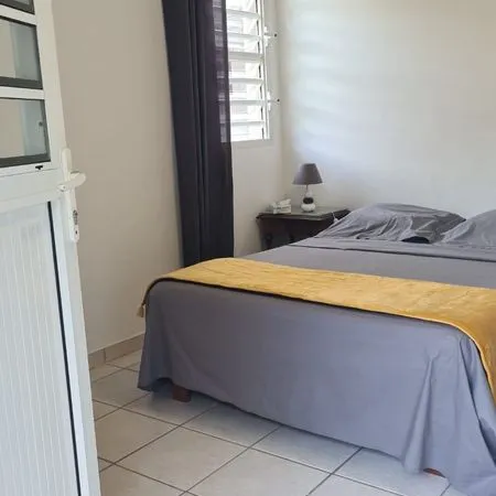 Studio meublé à louer