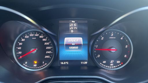 Mercedes Classe V Long 250 CDI 190  9G-Tronic - Avantgarde – 2021 – 100850 km – Diesel – Boîte Automatique — photo 44