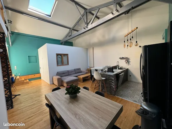 Chambre meublée dans maison 165m² + terrasse