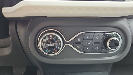 Renault Twingo E-Tech 81 22 kWh - Equilibre – 2022 – 33959 km – Électrique – Boîte Automatique — photo 6