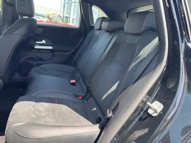 Mercedes Classe B 200 d amg line — photo 16