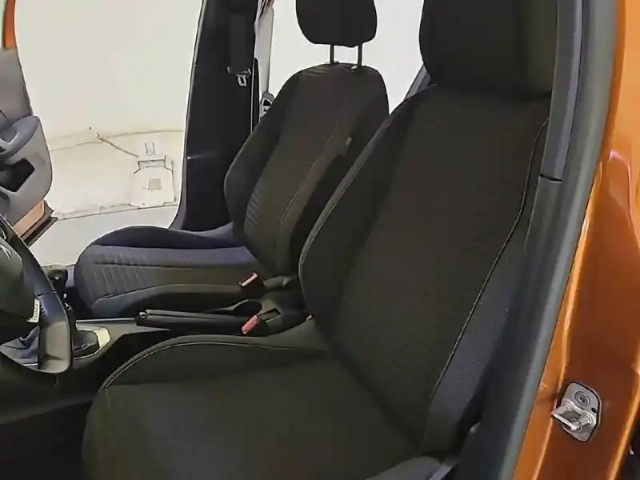 Peugeot 2008 puretech 100 s&amp;s bvm6 — photo 11