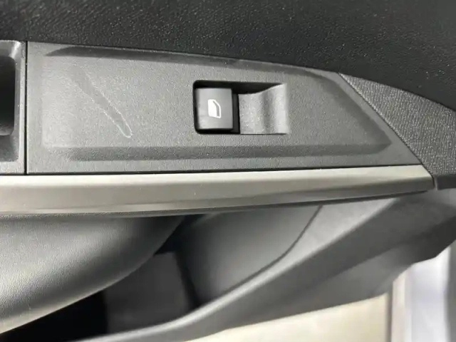 Peugeot 3008 hybrid 145 e-dcs6 — photo 66