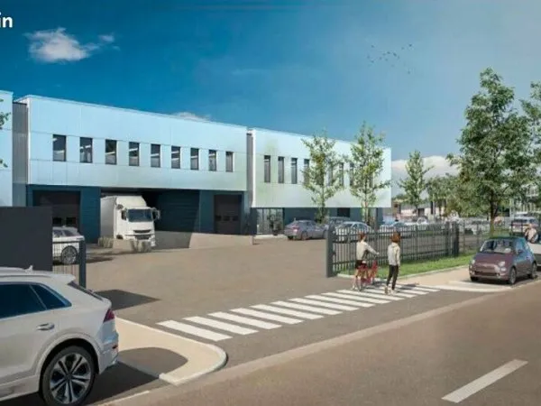 LOCAL D'ACTIVITE 3500 m² OZOIR-LA-FERRIÈRE