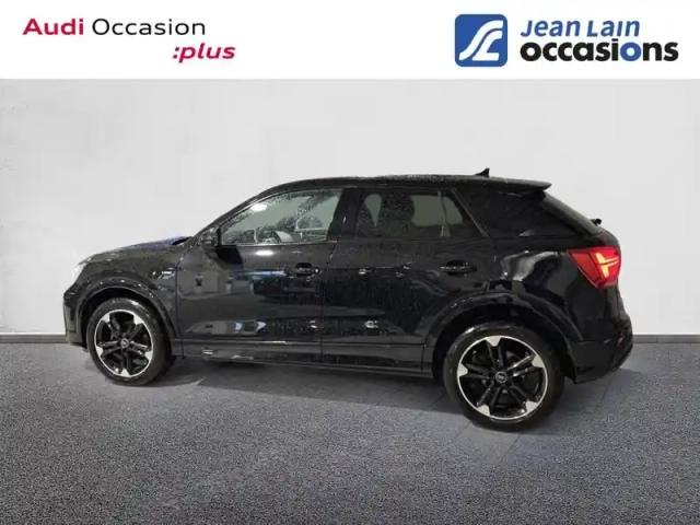 Audi Q2 35 tfsi 150 s tronic 7 — photo 8
