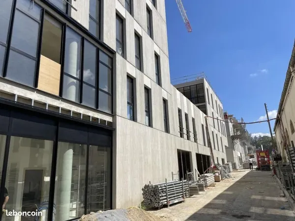 Bureaux 135 m²