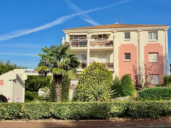 Appartement T2 Pontaillac Royan 350 m Plage au prix de 285.0