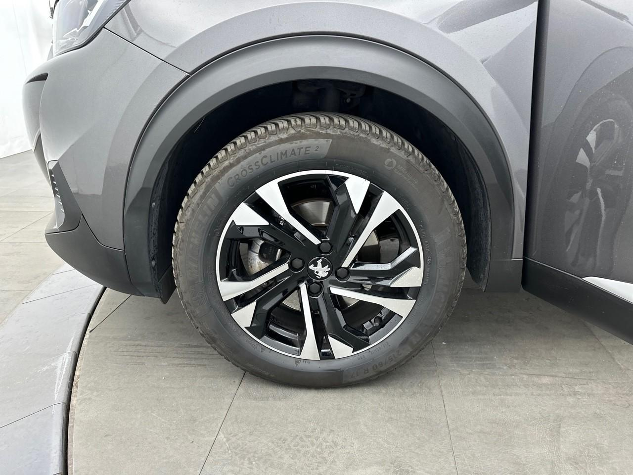 Peugeot 2008 bluehdi 130 s&s eat8 allure pack — photo 14