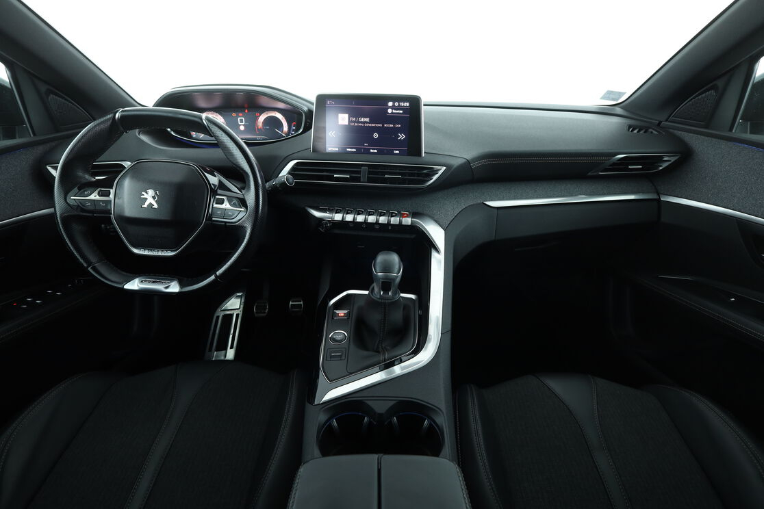 Peugeot 3008 1.5 Blue-HDi GT Line — photo 11