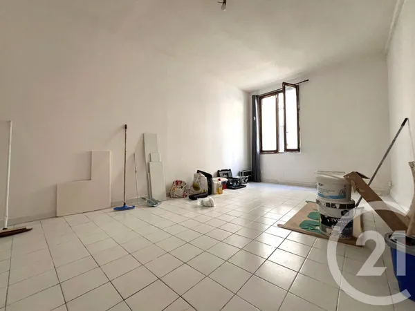 Studio 1 pièce 24 m²