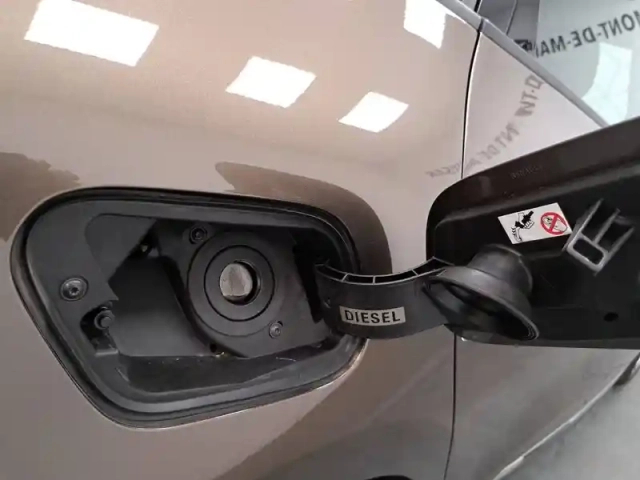 Renault Scenic grand  dci 110 energy — photo 20
