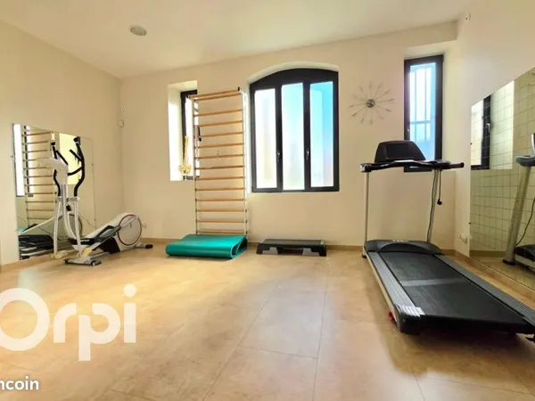 Commerce loisirs tourisme 69 m²