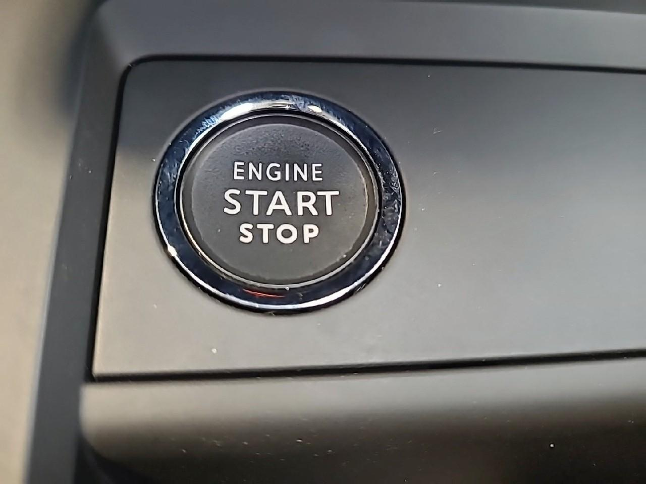 Citroën C5 Aircross hybride rechargeable 225 e-eat8 c-series — photo 17