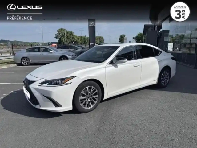 Lexus Es 300h busins my23 avec tva