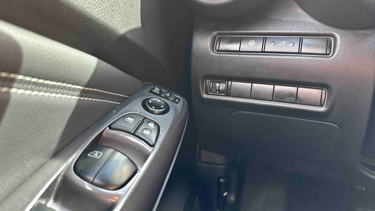 Nissan Juke HYBRID 143 — photo 18