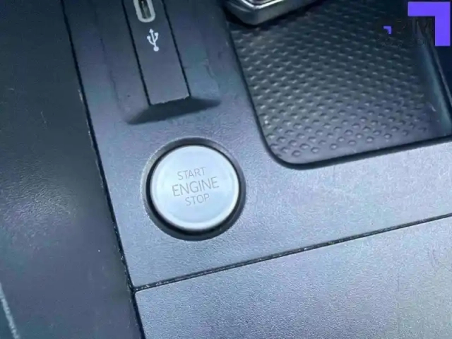 Ford Tourneo grand  connect 2.0 ecoblue 102 bvm6 — photo 31