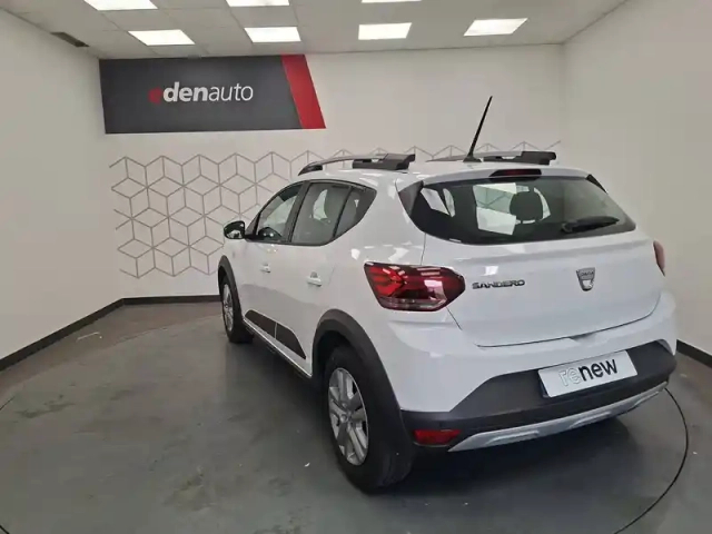 Dacia Sandero tce 90 - 22 — photo 3