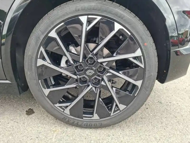 Renault Megane e-tech 220 ch autonomie confort — photo 20