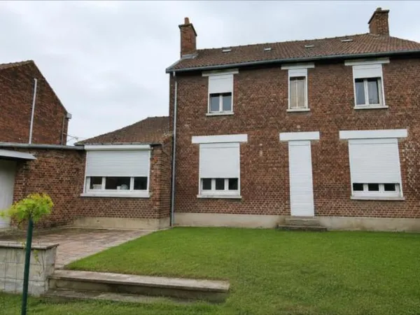 Maison 8 pièces 161 m²