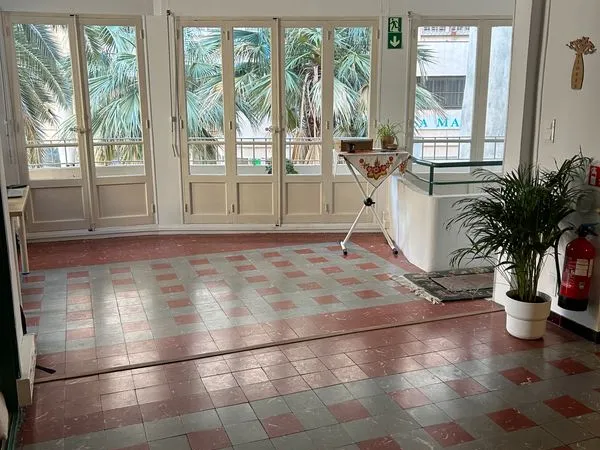 Local bien-être 83 m² - Emplacement exceptionnel Toulon Centre