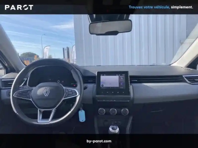 Renault Clio 1.5 blue dci 100ch evolution - 24 — photo 3