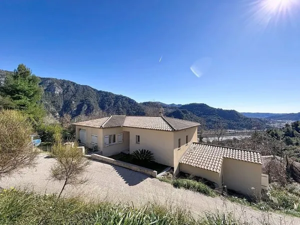 Maison Vente Gilette 5p 178m² 649000€
