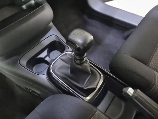 Citroën C4 cactus puretech 110 s&amp;s bvm6 — photo 7