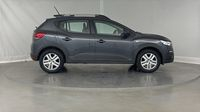 Dacia Sandero 1.0 TCe 90ch Stepway Confort — photo 4