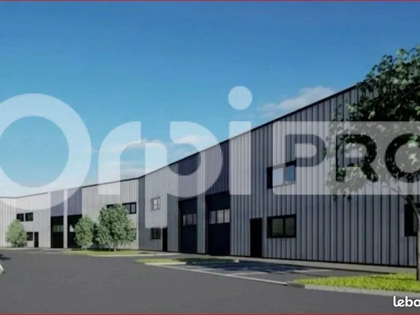 Local d'activité 138 m²