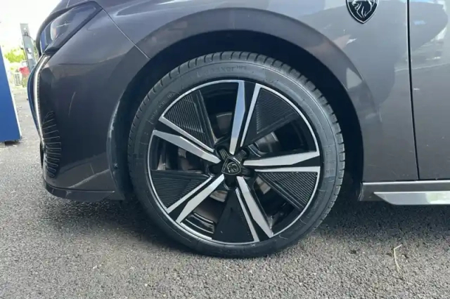 Peugeot 308 sw bluehdi 130ch s&amp;s eat8 — photo 12