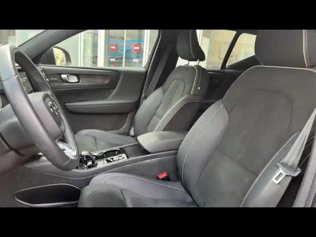 Volvo Xc40 t5 recharge 180 + 82ch plus dct 7 — photo 5