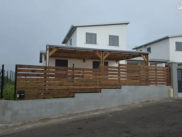 Maison Location Saint-André 4p 94m² 1290€