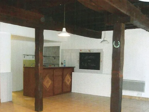 Le grand-lemps - local commercial à vendre ou à louer