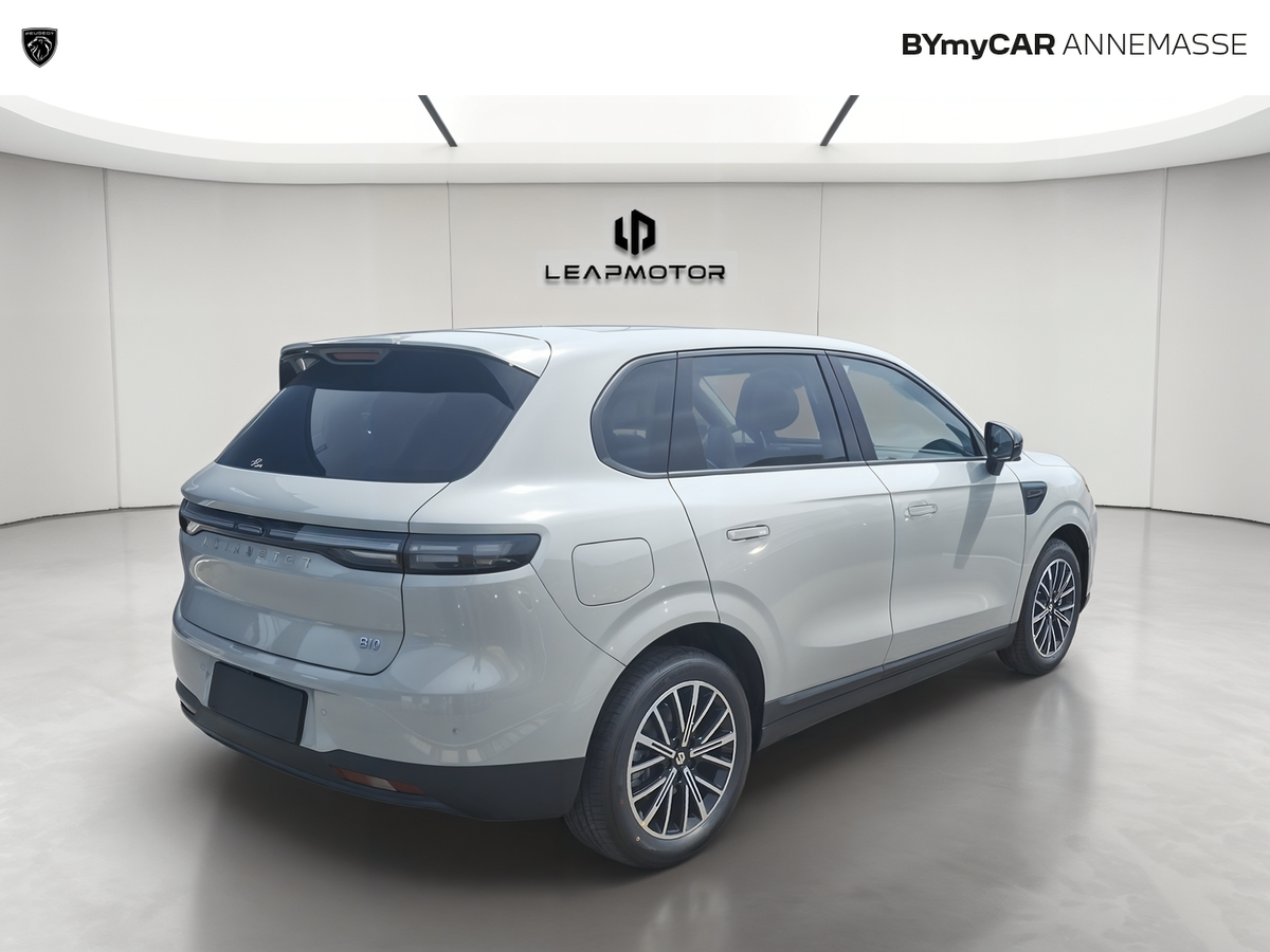 Leapmotor B10 REEV 18.8 kWh - 160 kW — photo 5