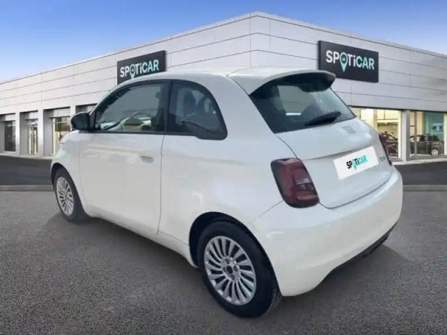 Fiat 500 e 118ch my23 — photo 7