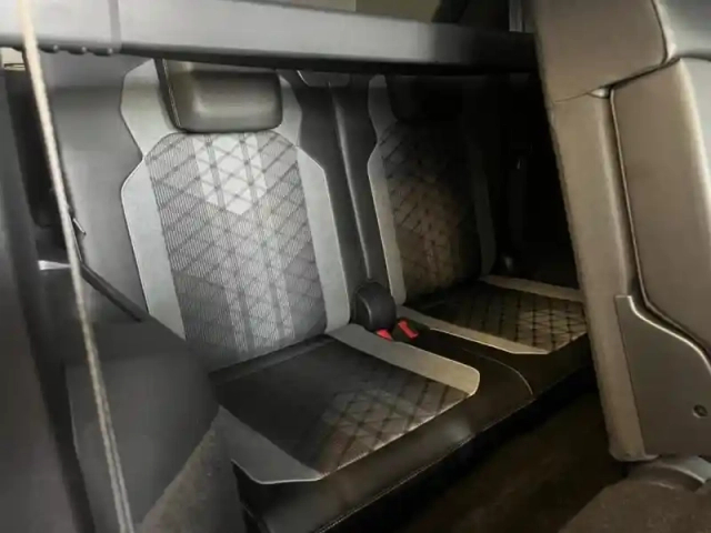 Volkswagen Tiguan allspace 2.0 tdi 150ch r-line dsg7 — photo 12