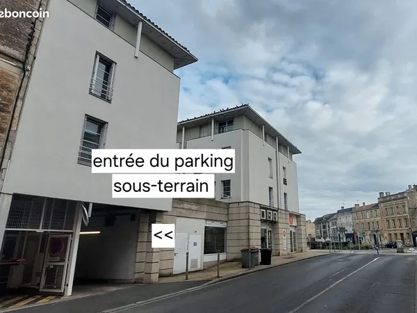 Parking/box 12 m² NIORT