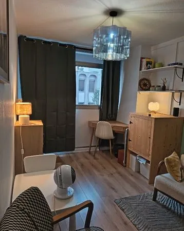 Location cabinet