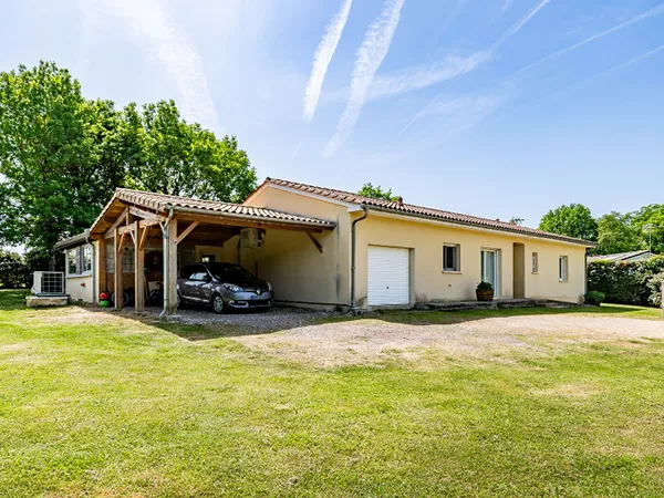 Maison Rauzan 4 pièce(s) 128 m2