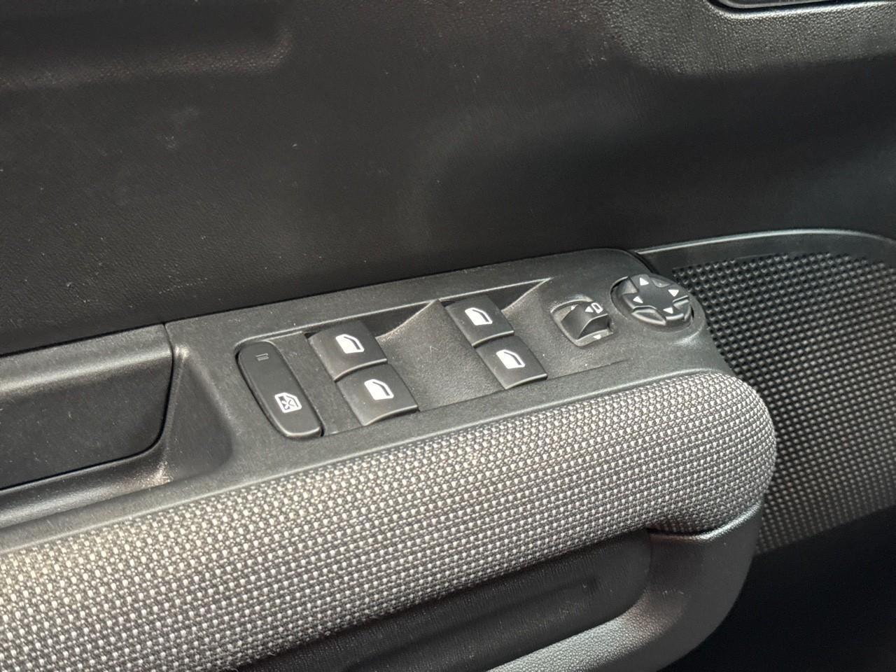 Citroën C3 Aircross puretech 110ch s&s shine — photo 16
