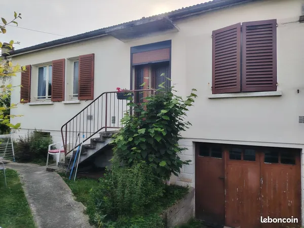 Maison avec sous sol complet