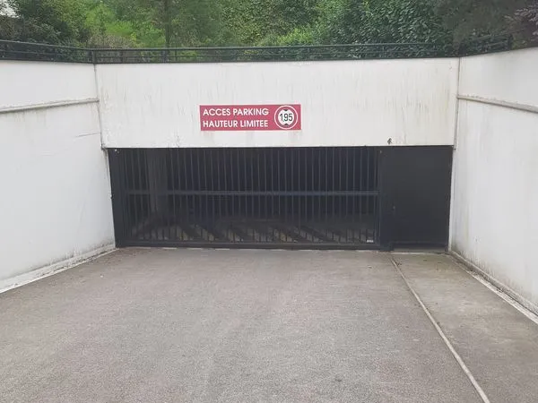 A vendre Place de Parking en sous-sol