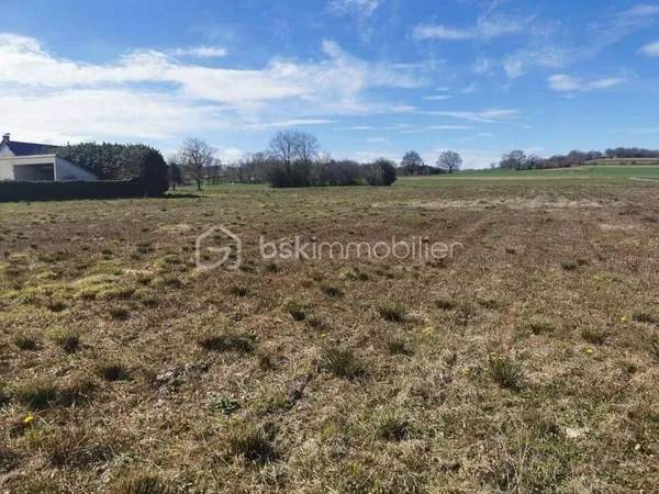 Terrain constructible 1700 m²