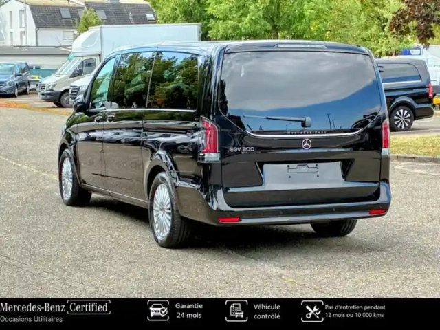 Mercedes Classe V 300 long 204ch 7 places 90kwh — photo 27